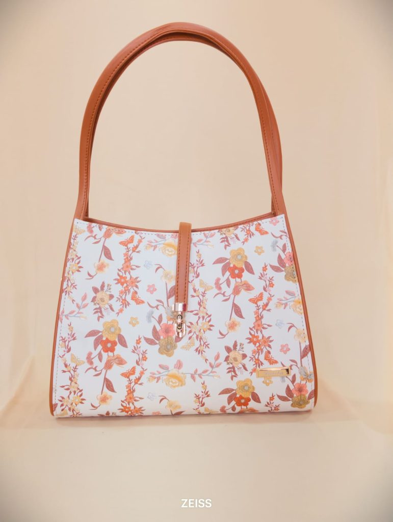 Riwayat Shoulder Tote Bag